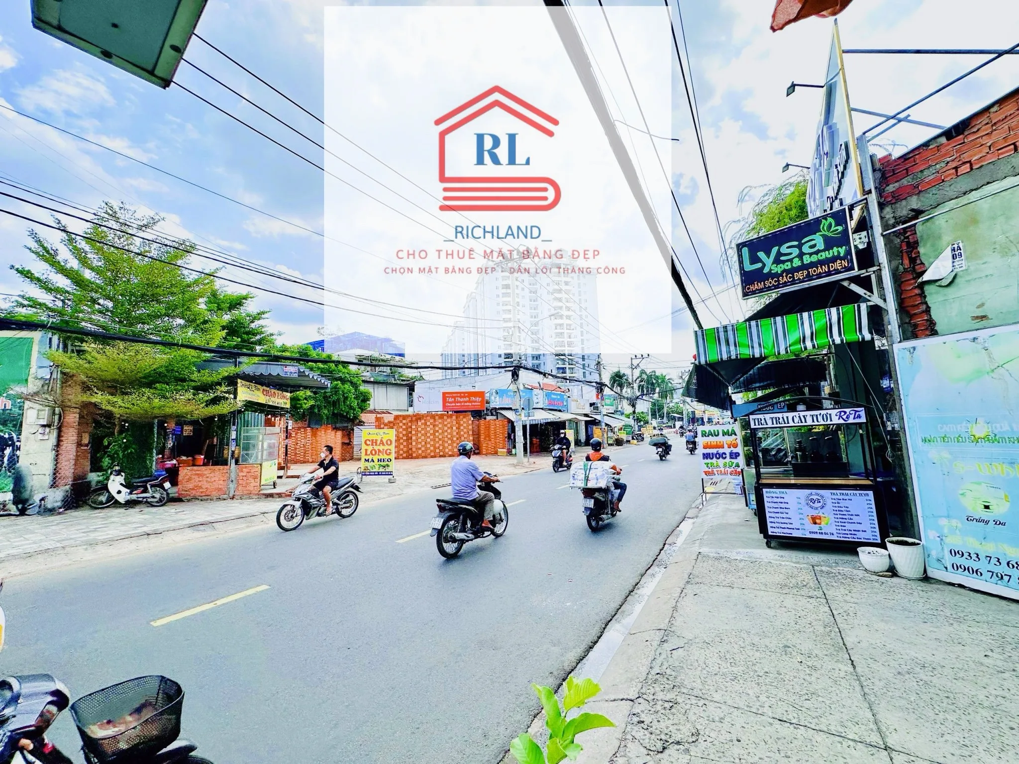 Cho thuê nhà 222 Thoại Ngọc Hầu, Phường Phú Thạnh, Q.Tân Phú. Diên tích: 24m x 50m_Giá 150 triệu