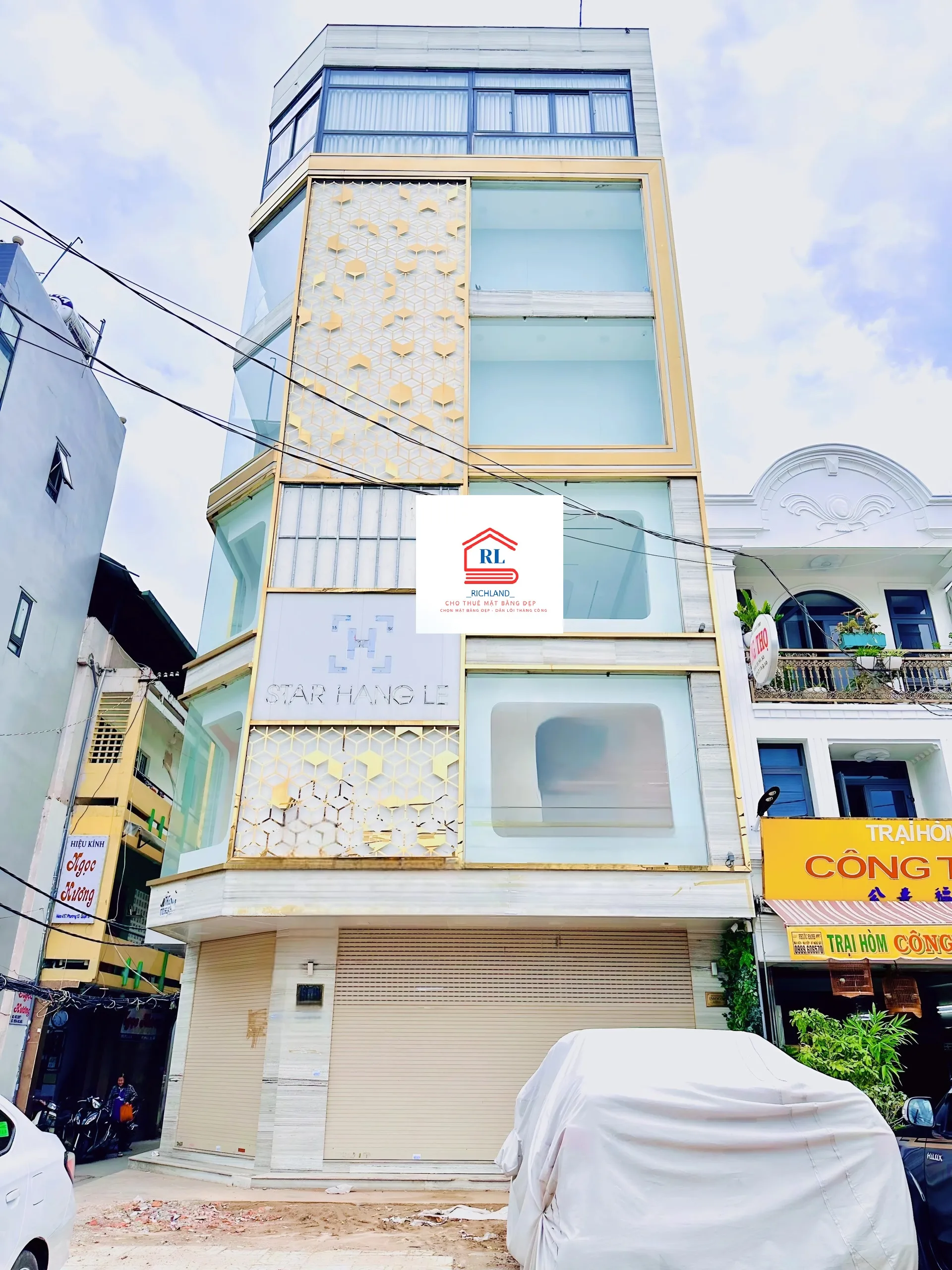 Cho thuê Nhà GÓC 2 Mặt Tiền 459-461 CMT8, Phường 13, Quận 10, TPHCM. Giá 170 Triệu