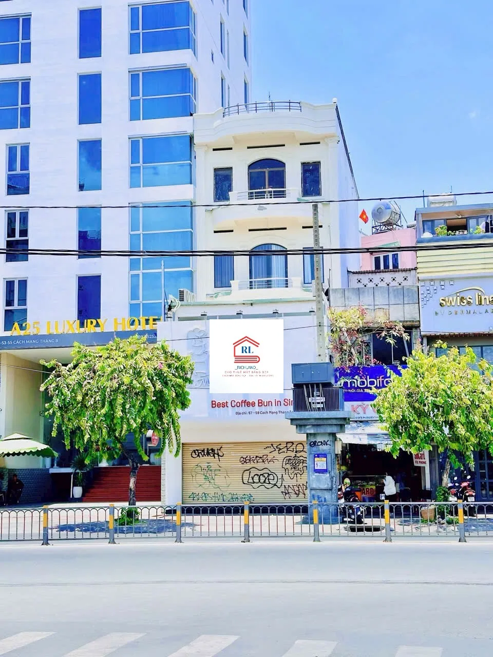 Cho Thuê Nhà Mặt Tiền 57-59 CMT8, Phường Bến Thành, Quận 1, TPHCM- Giá cho thuê: 5.500 usd