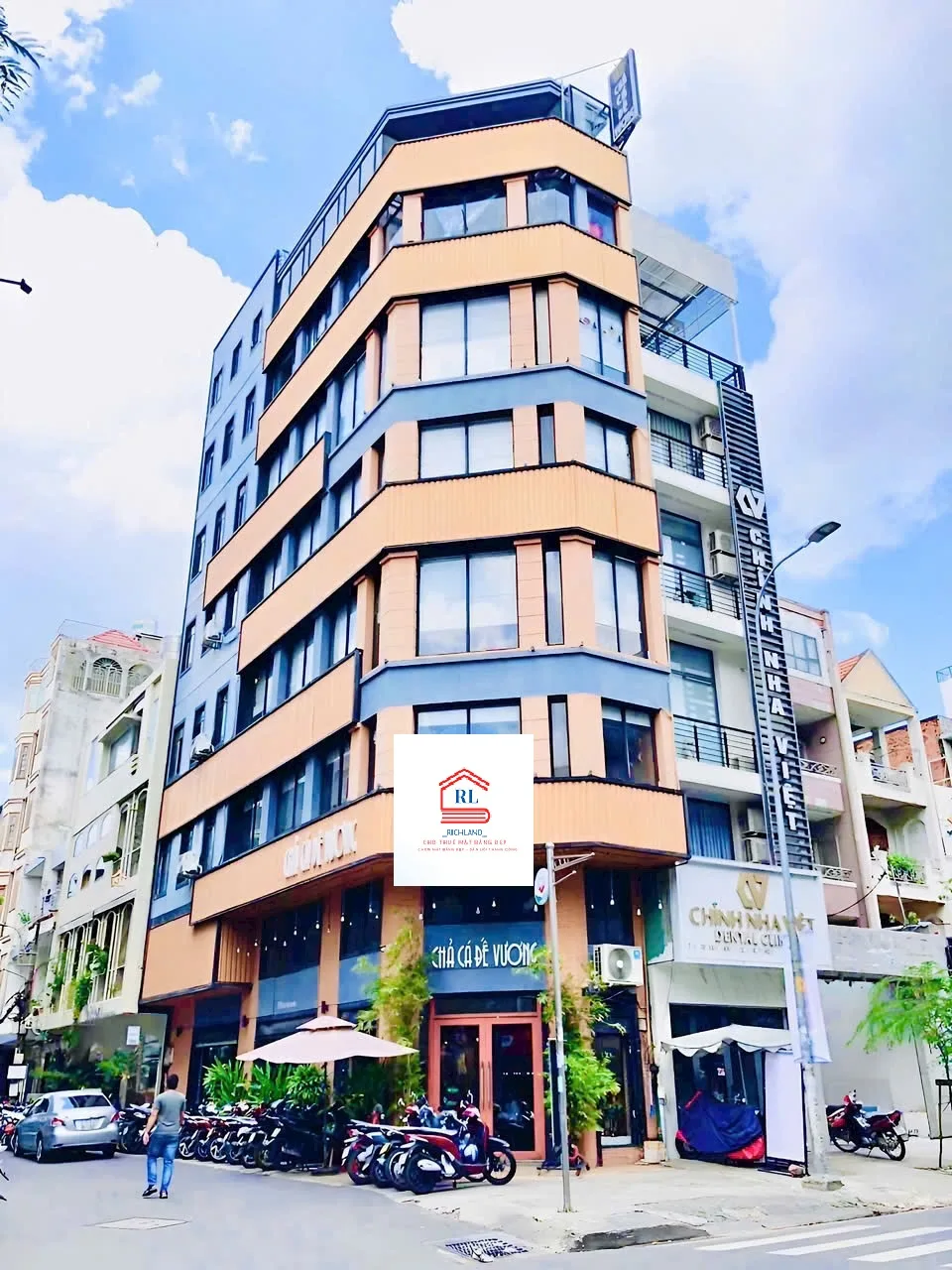 Cho Thuê Nhà GÓC 2 Mặt Tiền 794 Sư Vạn Hạnh, Phường 12, Quận 10, TPHCM. Giá 180 Triệu