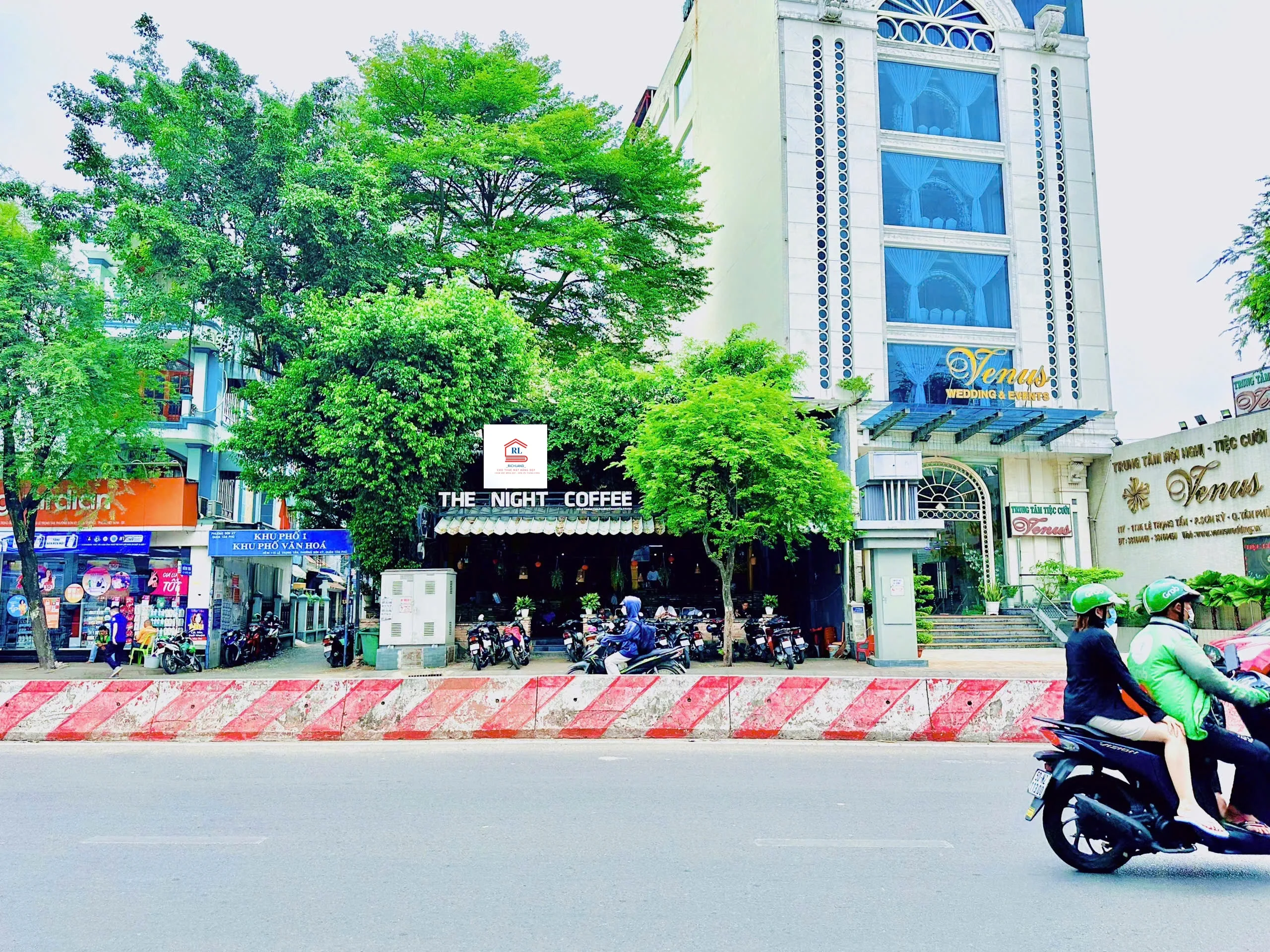 Cho thuê Nhà GÓC 2 Mặt Tiền 117 Lê Trọng Tấn, Phường Tây Thạnh, Quận Tân Phú. Giá: 140 triệu