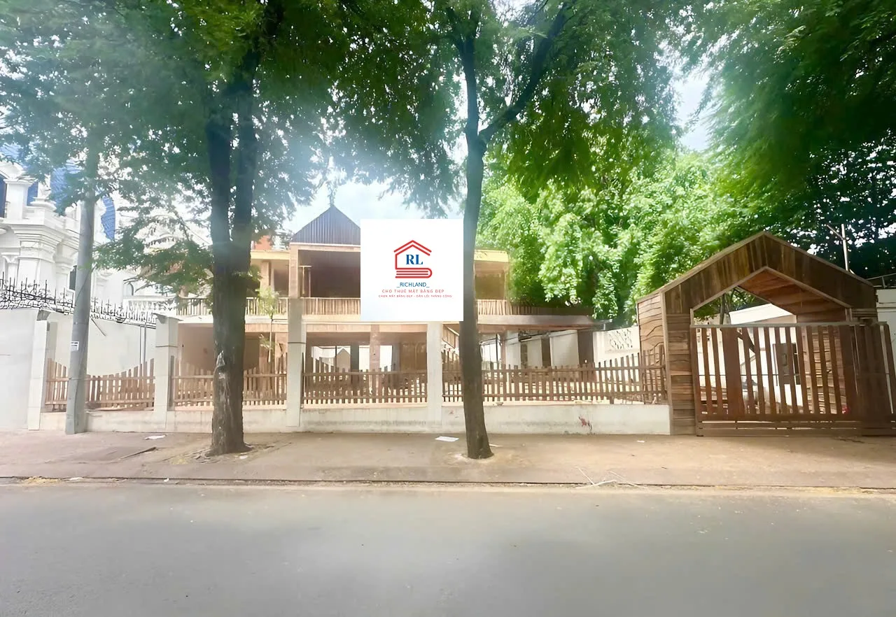 Cho Thuê Biệt Thự Mặt Tiền 02 Dân Chủ, Phường Bình Thọ, TP. Thủ Đức, TPHCM. Giá 130 Triệu