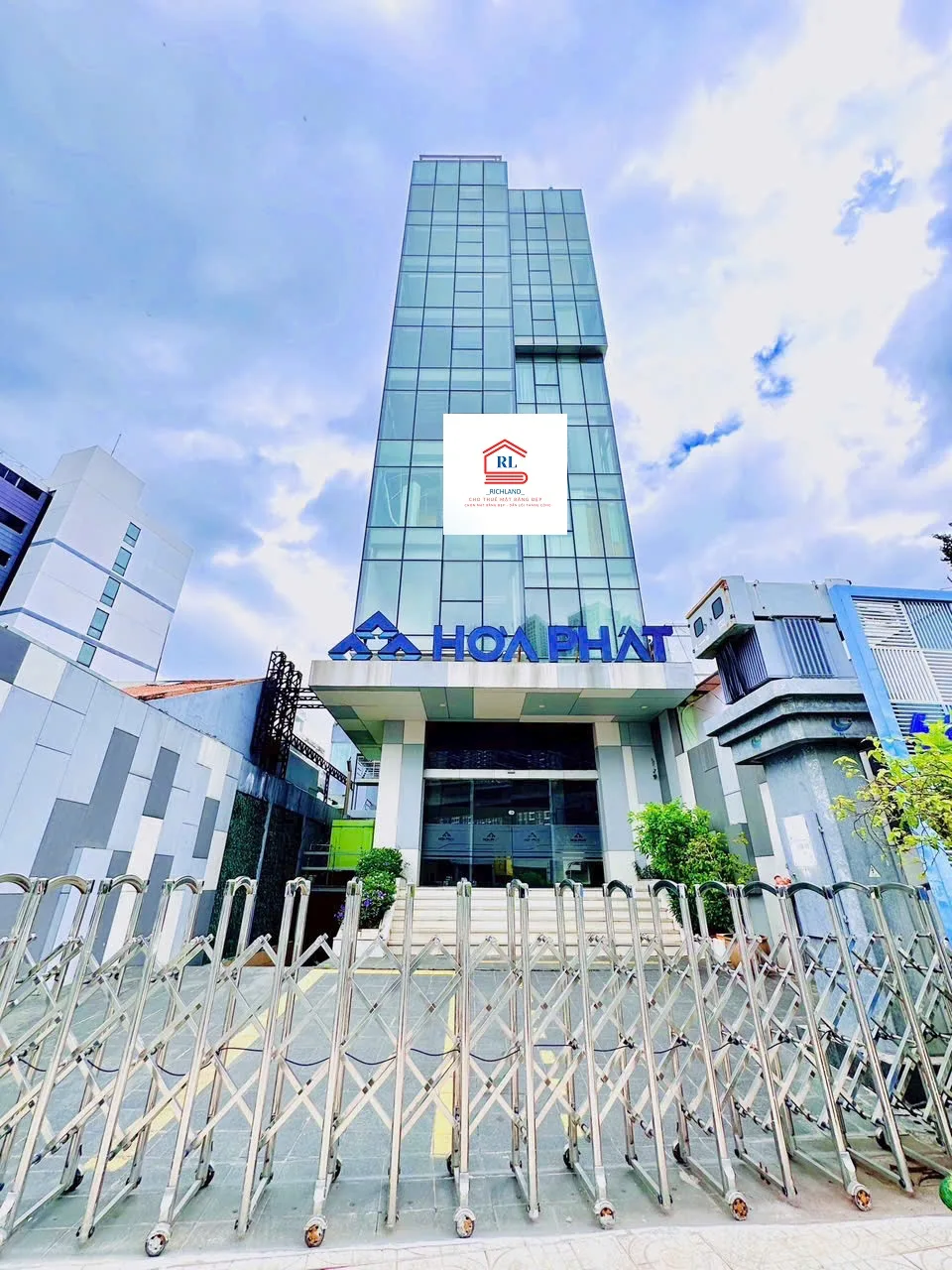 Cho Thuê Toà Nhà Mặt Tiền 641-643 Điện Biên Phủ, Phường 25, Quận Bình Thạnh, TPHCM. Giá 850 Triệu