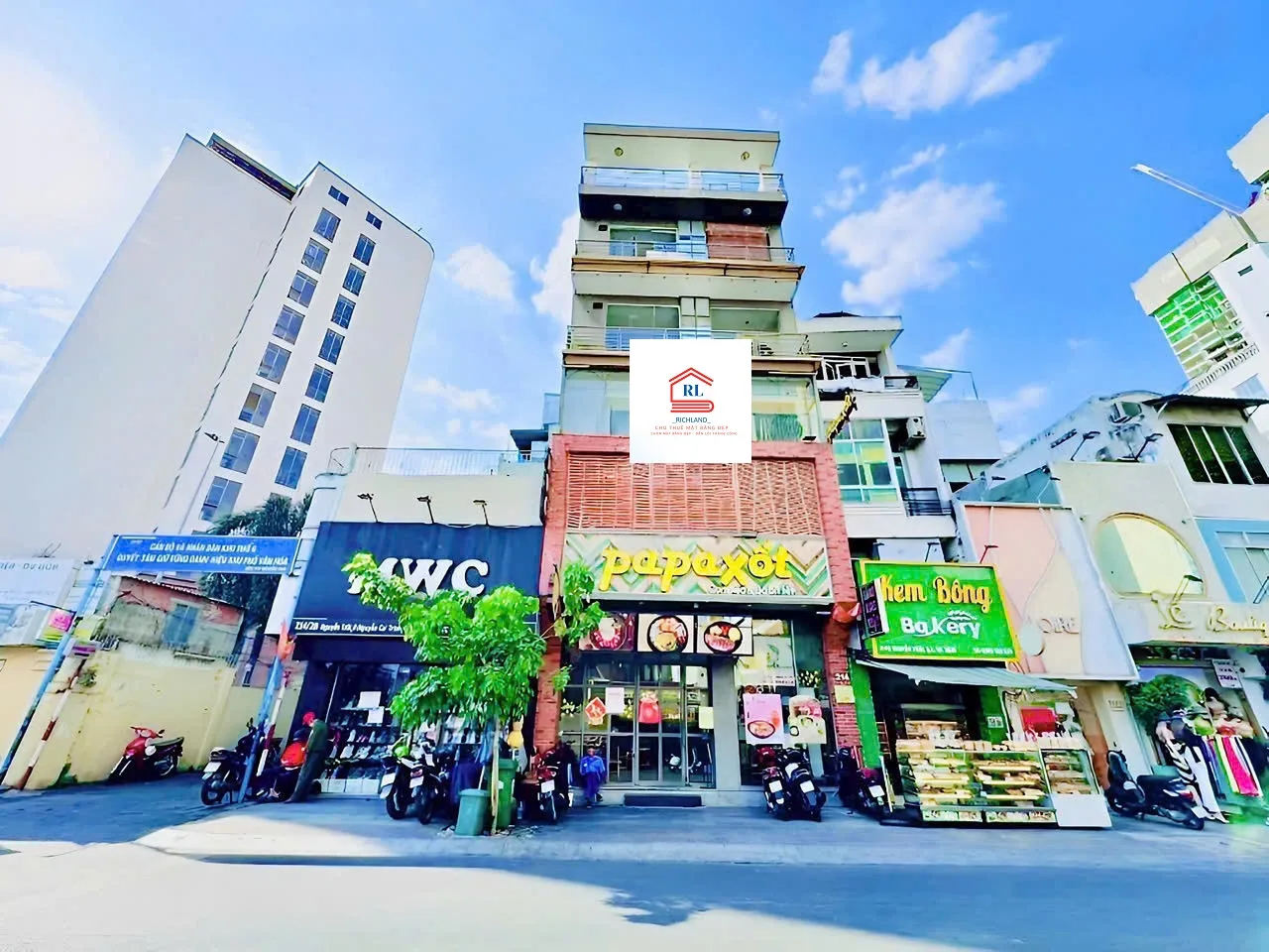 Cho Thuê Nhà Mặt Tiền 214 Bis Nguyễn Trãi, Phường Nguyễn Cư Trinh, Quận 1, TPHCM. Giá 95 Triệu