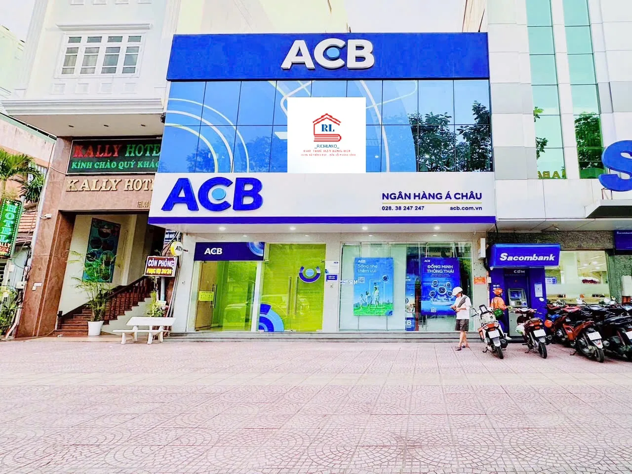 Cho Thuê Nhà 2 Mặt Tiền Trước và Sau 49-51 Hoàng Diệu, P.13, Quận 4. Giá 250 Triệu