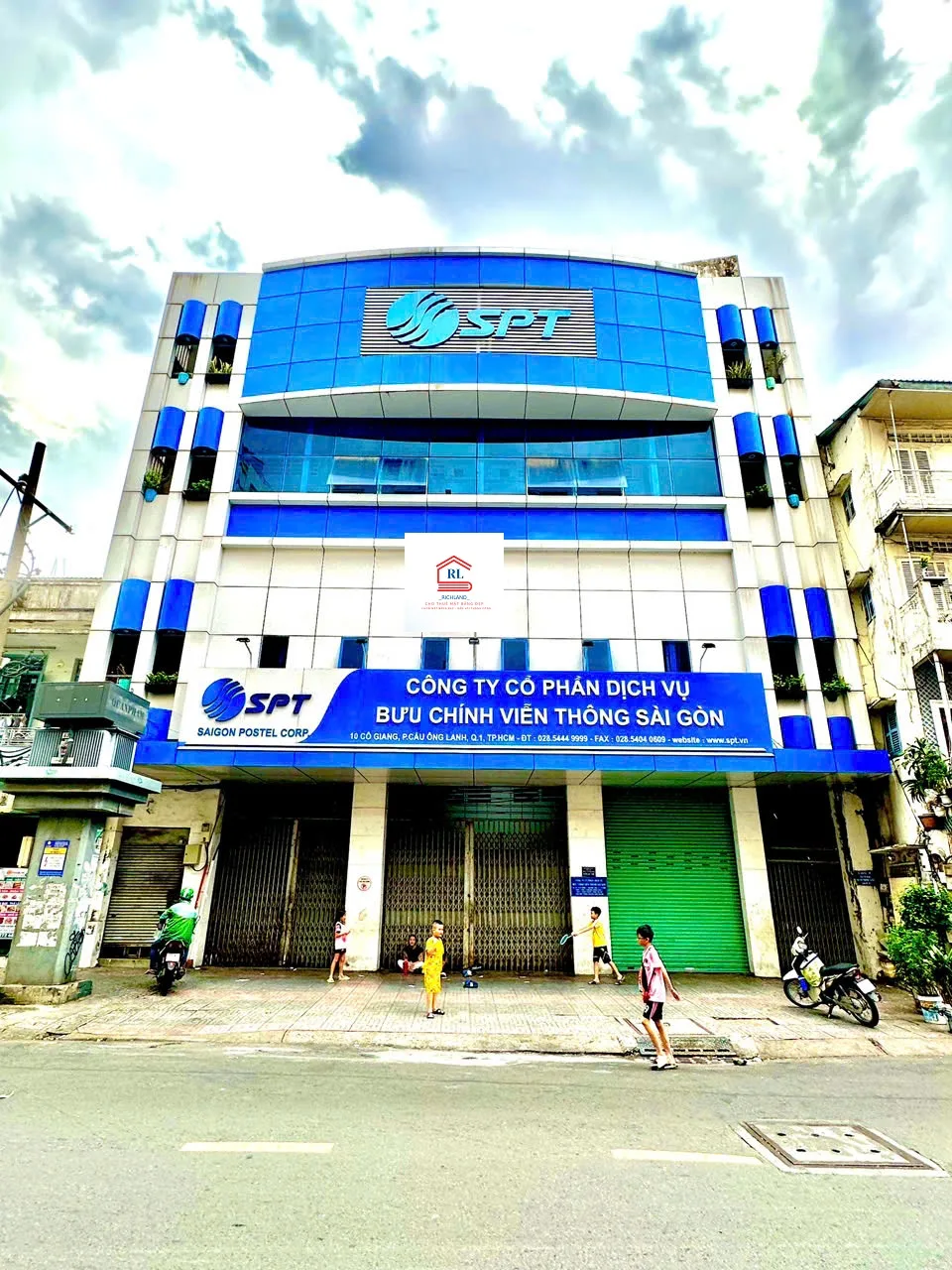 Cho Thuê Nhà: 10 Cô Giang, Phường Cầu Ông Lãnh, Quận 1, TPHCM. Giá 990 Triệu