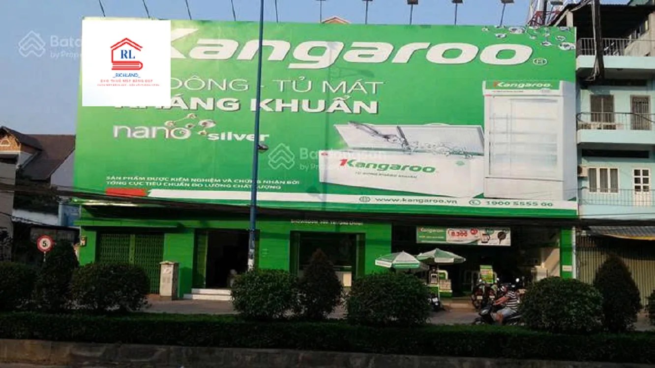 Cho thuê nhà mặt tiền 560 Trường Chinh, Phường Đông Hưng Thuận, Quận 12. Giá 125 Triệu