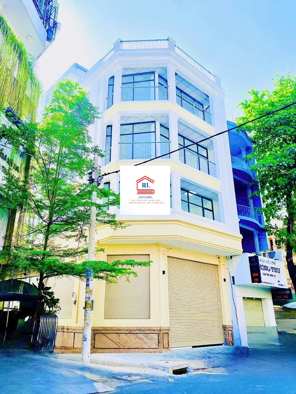 Cho Thuê Nhà GÓC 2MT: 38/1bis Trần Khắc Chân, Phường Tân Định, Quận 1, TPHCM. Giá 100 Triệu