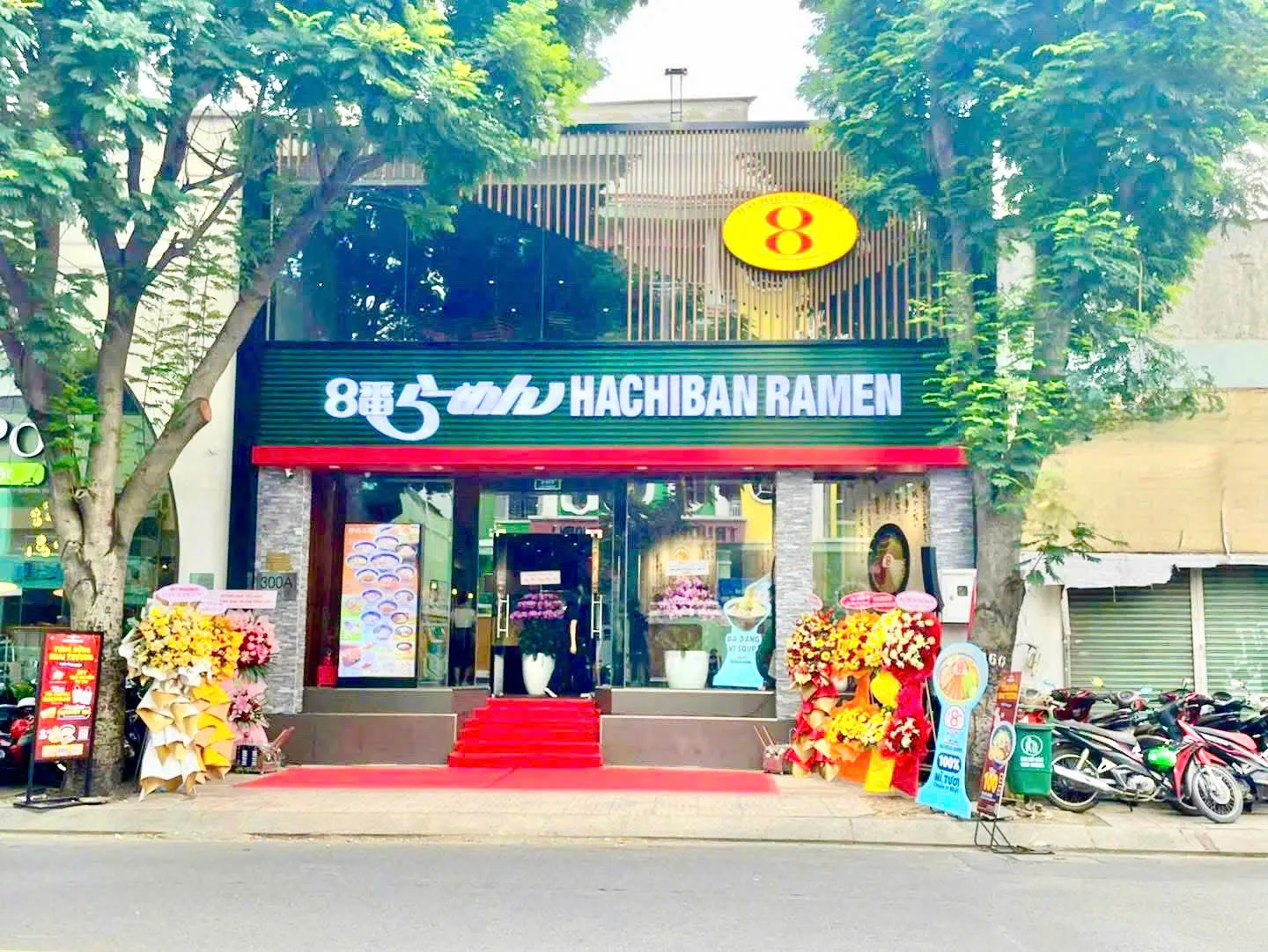 Cho Thuê Nhà MT 300A Lê Văn Sỹ, Phường 01, Tân Bình, Tp.HCM. Giá 105 triệu