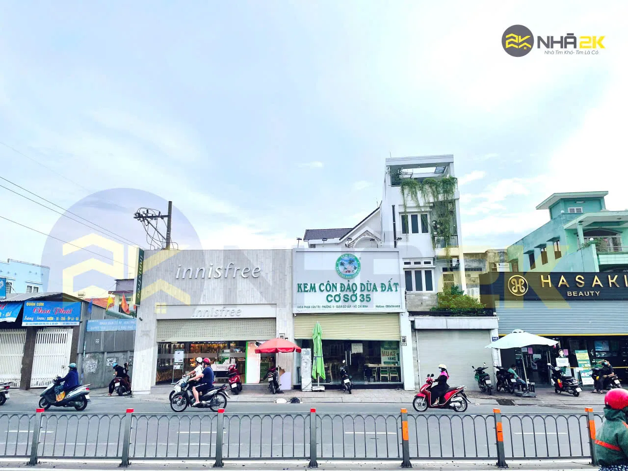 Nhà mặt tiền 445-445A Phan văn trị, Phường 5, Gò Vấp(đối diện Siêu Thị Emart). Giá 130 Triệu