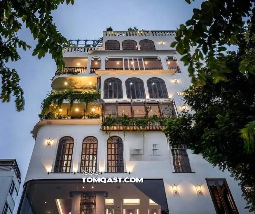 Cho thuê nhà 211 Hoàng Sa, Phường Tân Định, Quận 1.Giá 150 Triệu