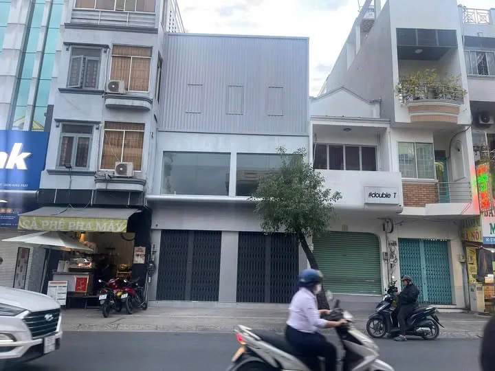 Cho thuê nhà Mặt Tiền 29-31 Hoàng Hoa Thám, P.6, Q.Bình Thạnh. Giá 90 Triệu
