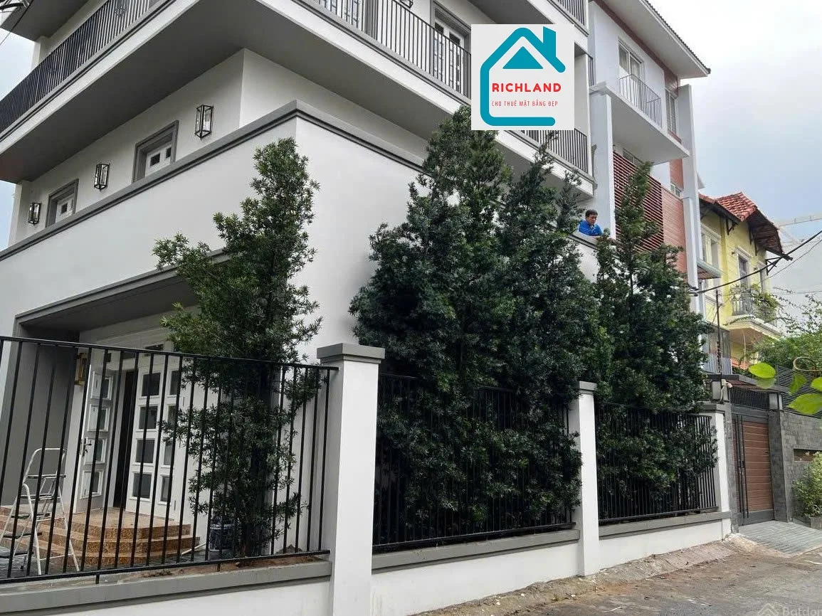 Cho thuê nhà 35A  Thái Ly, P.Thảo Điền, Quận 2. Giá 130 Triệu