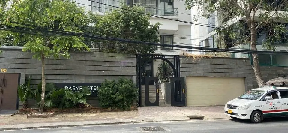 Cho thuê biệt thự 173 Nguyễn Văn Hưởng, P. Thảo Điền Thủ Đức. Giá 7.000$