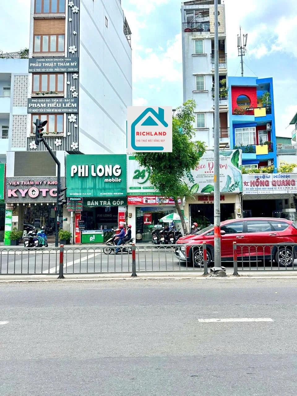 Cho thuê nhà mặt tiền 652 Đường 3 tháng 2, Phường 14, Quận 10. Giá 50 Triệu