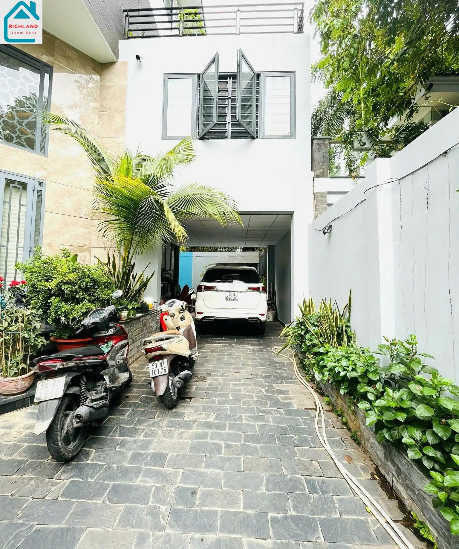 CHO THUÊ BIỆT THỰ SANG TRỌNG – 18A18 THẢO ĐIỀN, P. THẢO ĐIỀN, QUẬN 2+Giá thuê: 6600$