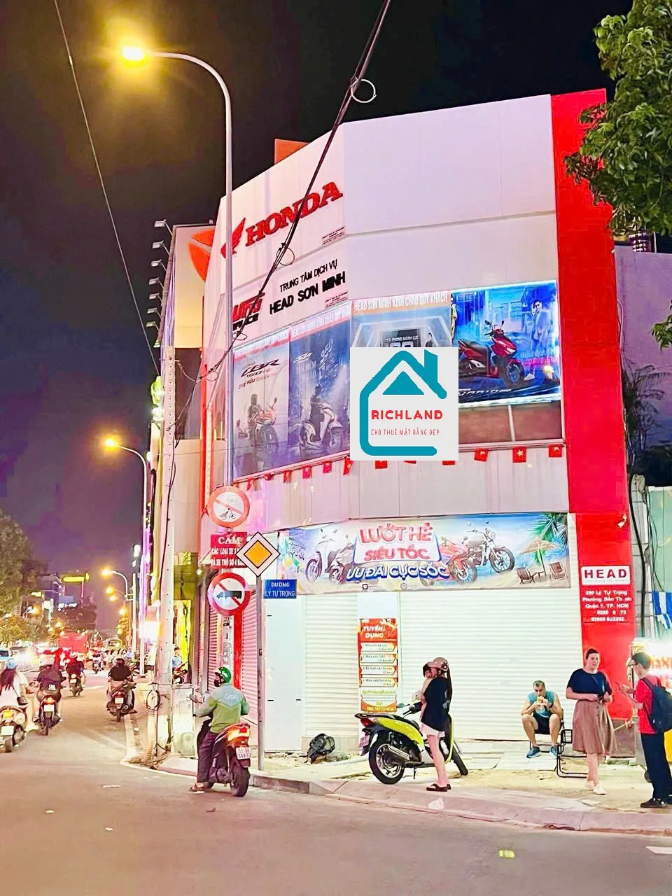 Cho Thuê Nhà GÓC 2MT: 290 Lý Tự Trọng + CMT8, Phường Bến Thành, Quận 1, TPHCM. Giá 8.500Usd