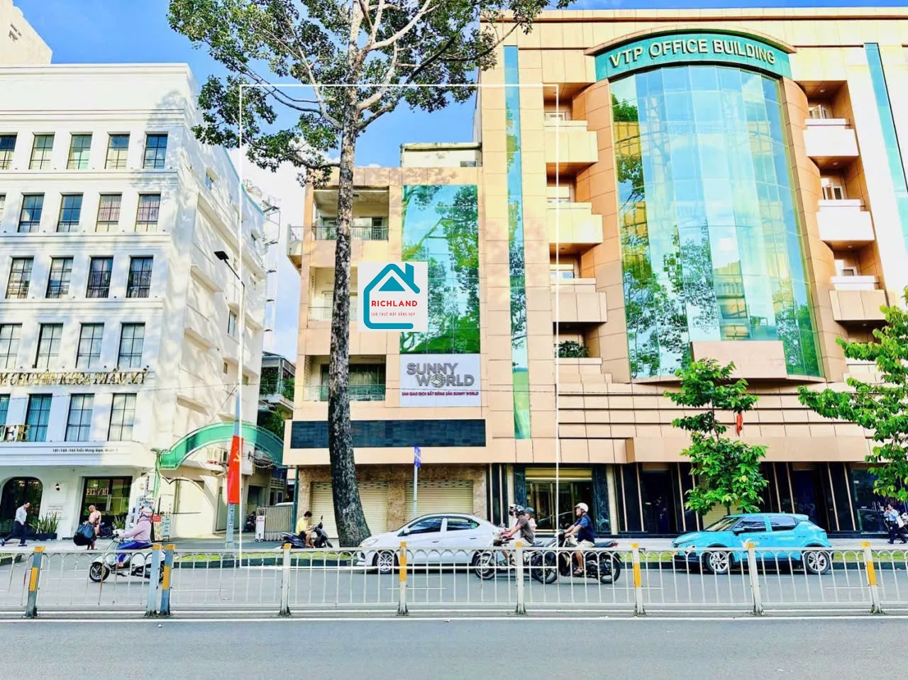 Cho Thuê Nhà GÓC 2MT: 189-191 Trần Hưng Đạo, Phường Cô Giang, Quận 1, TPHCM. Giá 350 Triệu