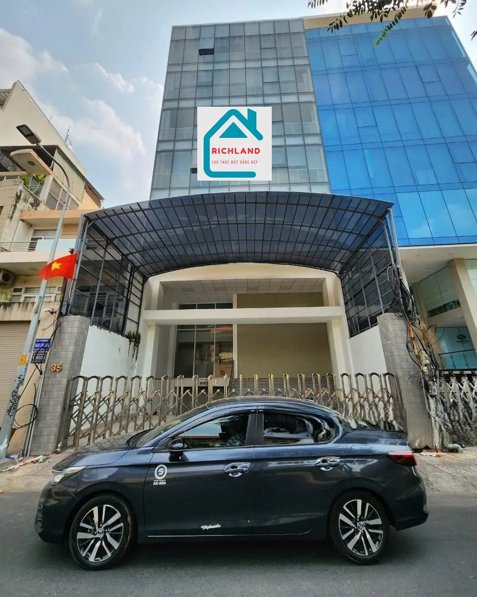 Cho thuê nhà mặt Tiền 33-35 Huỳnh Tịnh Của, P.Võ Thị Sáu, Quận 3. Giá 150 Triệu