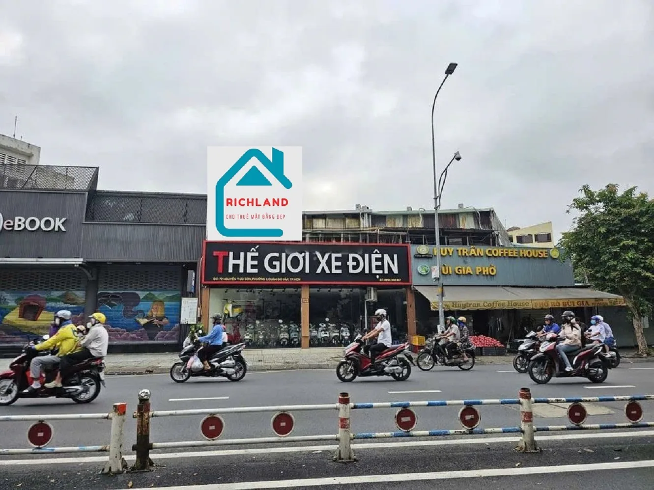 Cho thuê nhà mặt tiền 72 Nguyễn Thái Sơn P.4, Q.Gò Vấp. Giá thuê: 43 triệu