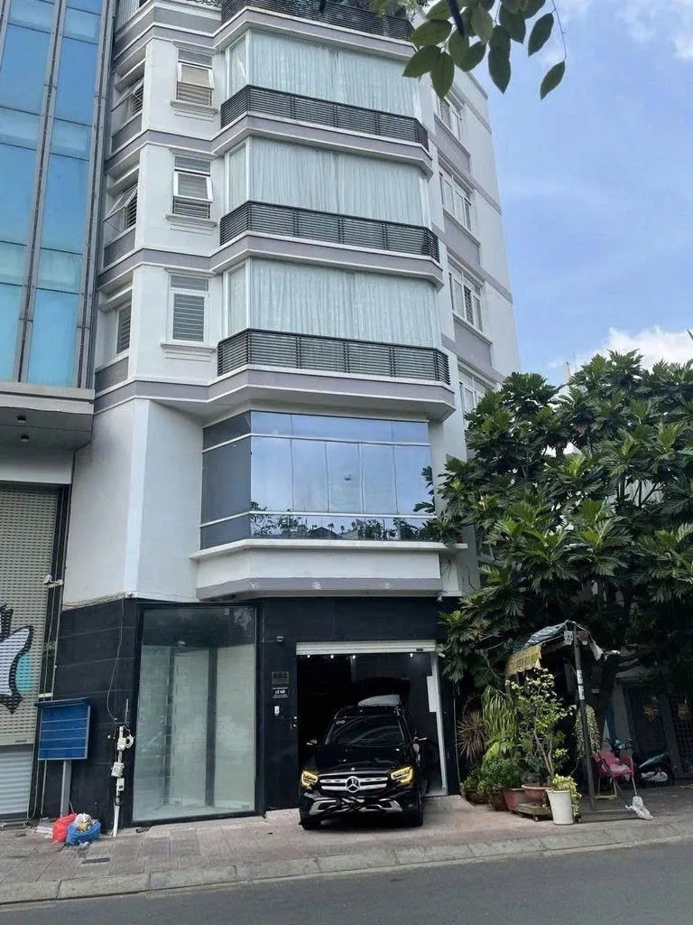 Cho thuê nhà Nguyên Căn 652 Trường Sa P15 Q.Phú Nhuận- Giá thuê: 70 triệu/tháng