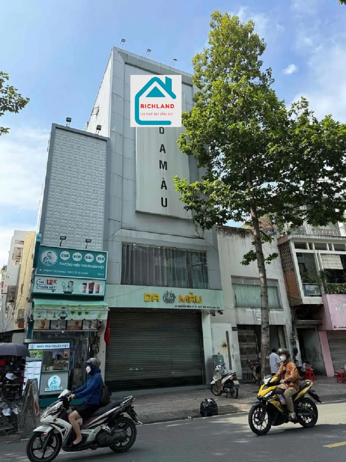 Cho thuê nhà mặt tiền 17 Nguyễn Trãi, P.2, Quận 5. Giá 100 Triệu