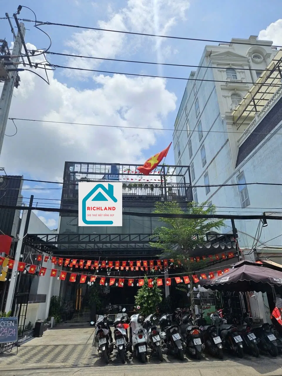 Cho thuê nhà mặt tiền 552 Lê Văn Lương Quận 7+ Giá thuê: 60 triệu