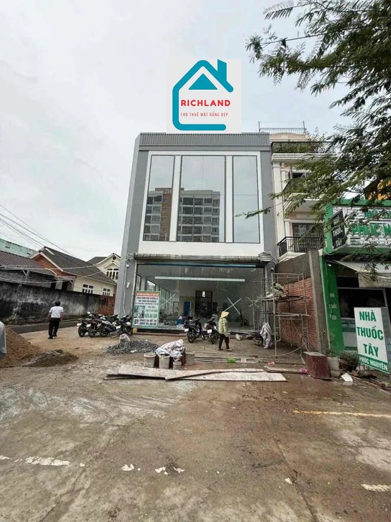 Cho thuê nhà 10 Man Thiện, Quận Thủ Đức. Giá 250 Triệu