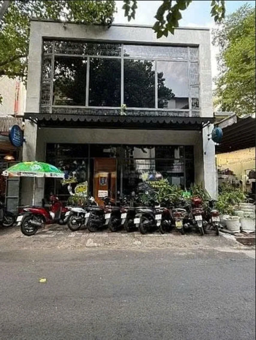 Cho thuê nhà 13 Hoa Mai, P.7, Q.Phú Nhuận. Giá 150 triệu