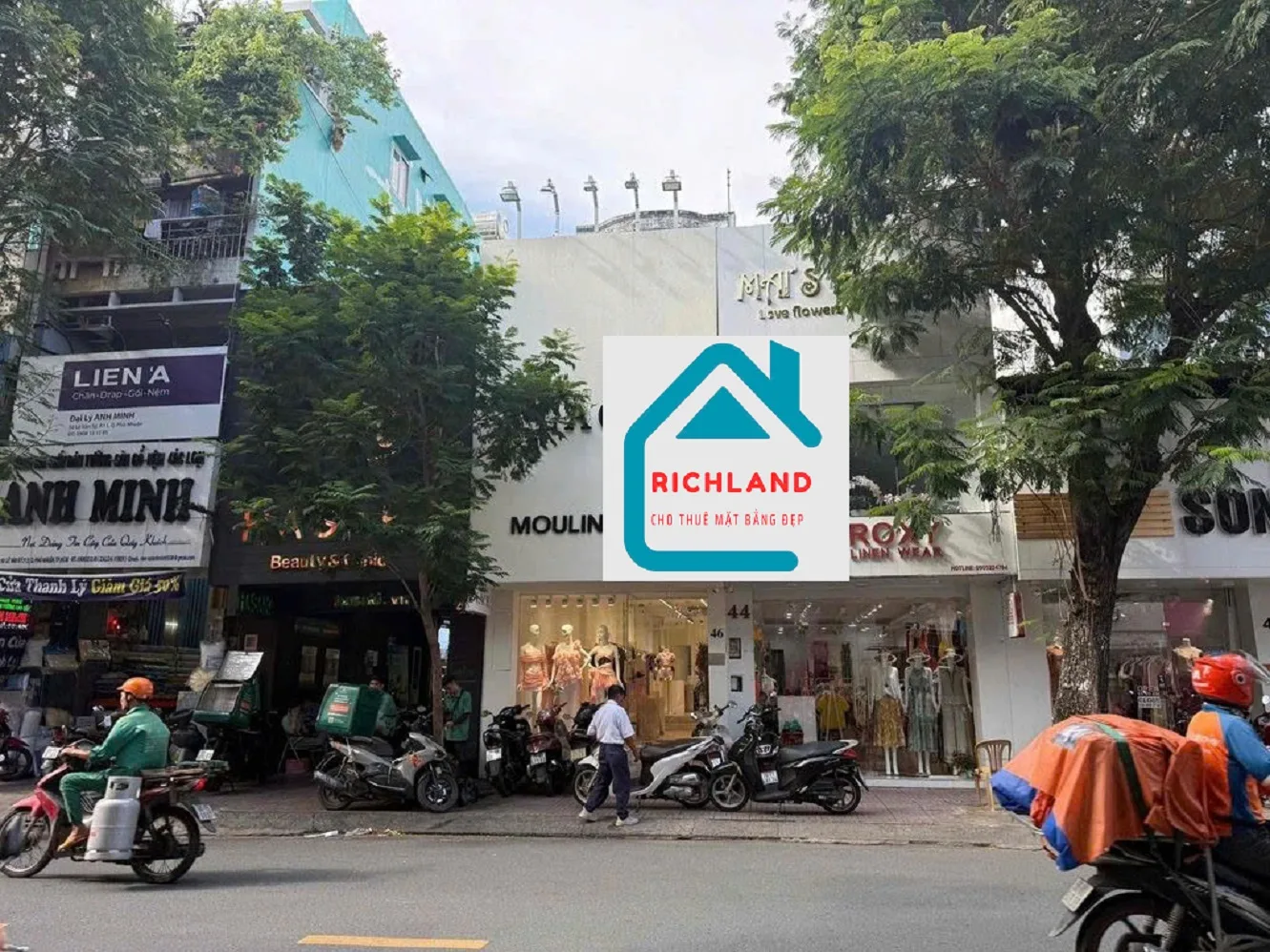 Cho thuê nhà mặt Tiền: 46-48 Lê Văn Sỹ, P.11, Q.Phú Nhuận. Giá thuê: 150 triệu