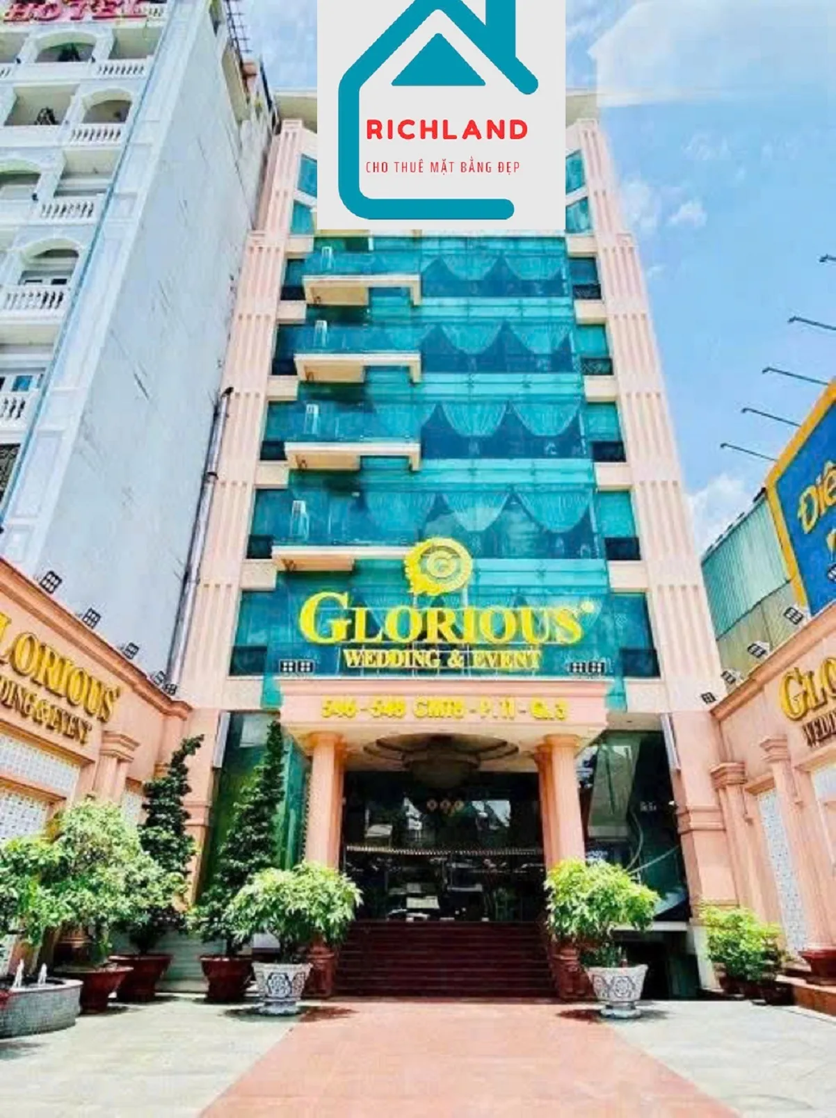 Cho thuê tòa nhà mặt tiền: 546-548 Cách Mạng Tháng 8, Quận 3. Giá 2.5 Tỷ
