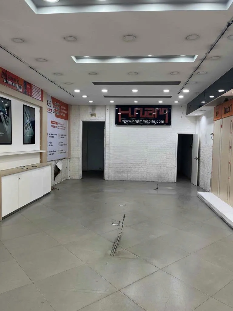 Cho thuê nhà mặt tiền 89 Trần Quang Khải Quận 1. Giá 45 triệu