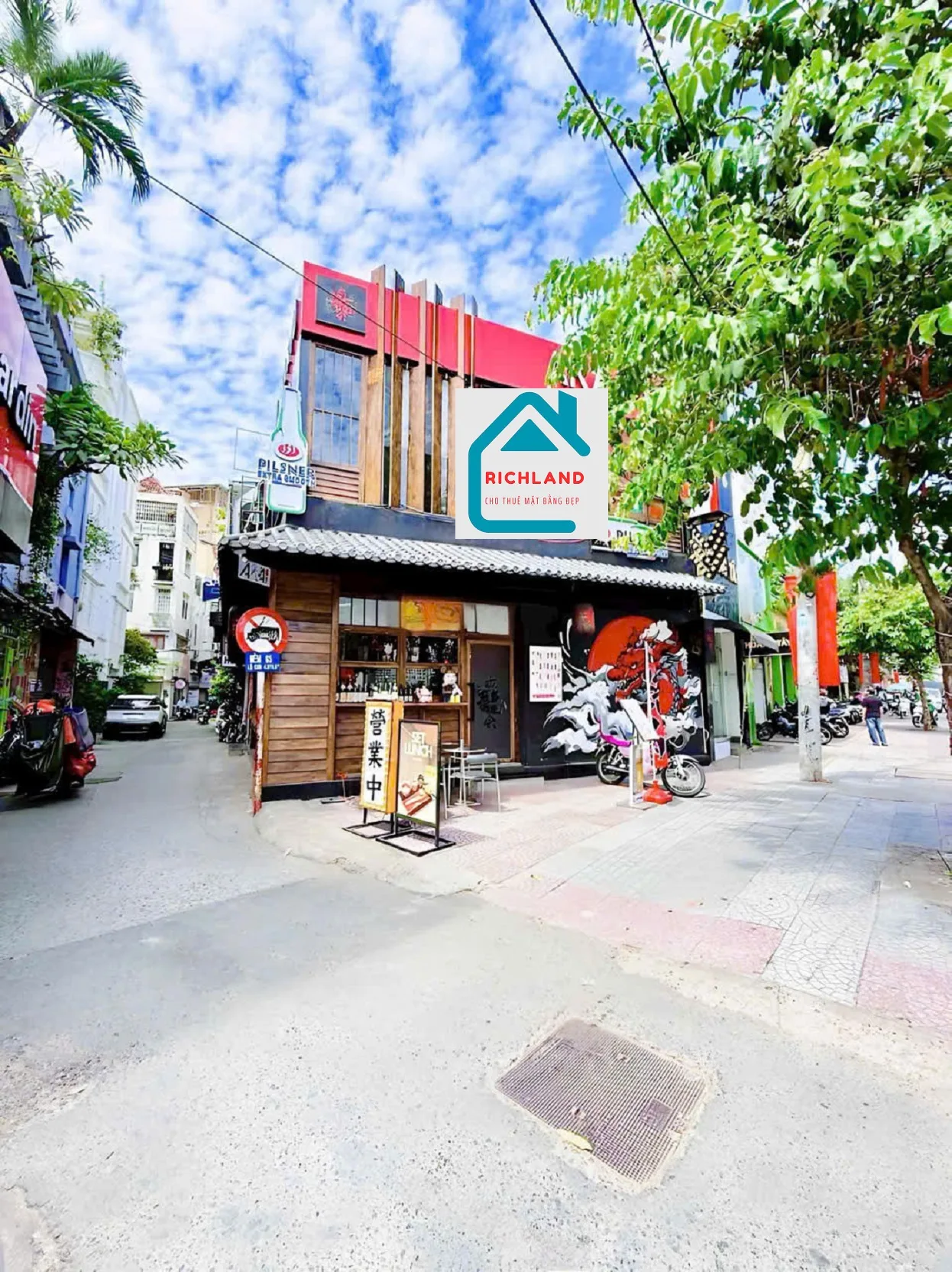 Cho Thuê Nhà GÓC 2MT: 67-69 Cách Mạng Tháng 8, Phường Bến Thành, Quận 1, TPHCM. Giá 180 triệu