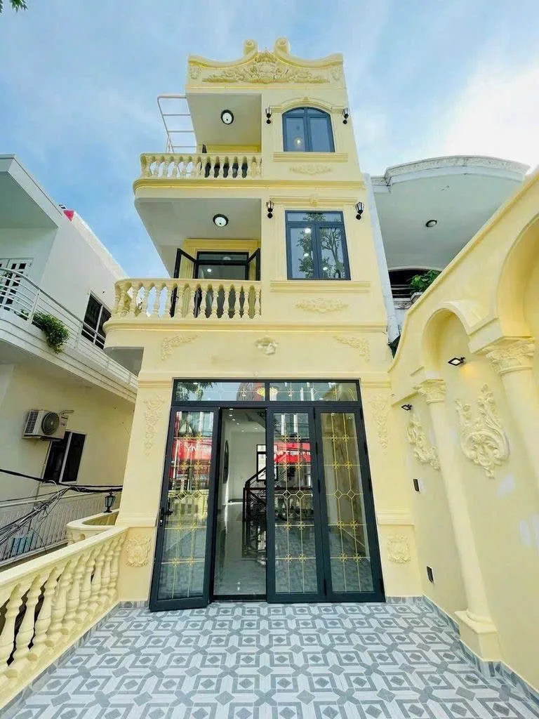 Cho thuê nhà mặt tiền 646 Quang Trung, P.11, Q.Gò Vấp. Giá 40 triệu