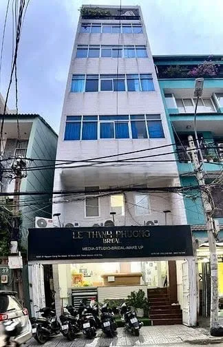 Cho thuê Nhà mặt tiền : 51 Nguyễn Công Trứ,  Phường 19, Quận Bình Thạnh. Giá thuê : 65 triệu/tháng.