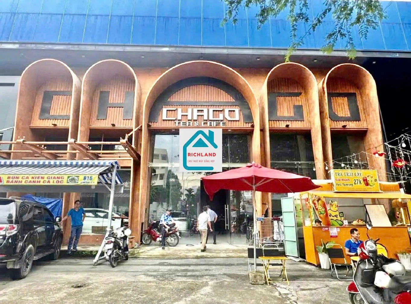 Cho thuê Nhà mặt tiền : 816 Sư Vạn Hạnh, Quận 10. Giá thuê : 9.500 USD/tháng