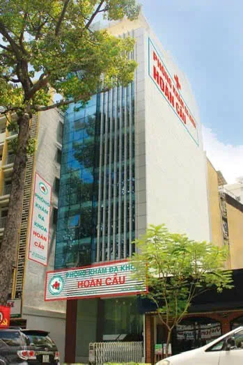 CHO THUÊ NHÀ MẶT TIỀN : 80-82 CHÂU VĂN LIÊM, QUẬN 5. GIÁ THUÊ : 300 TRIỆU/THÁNG