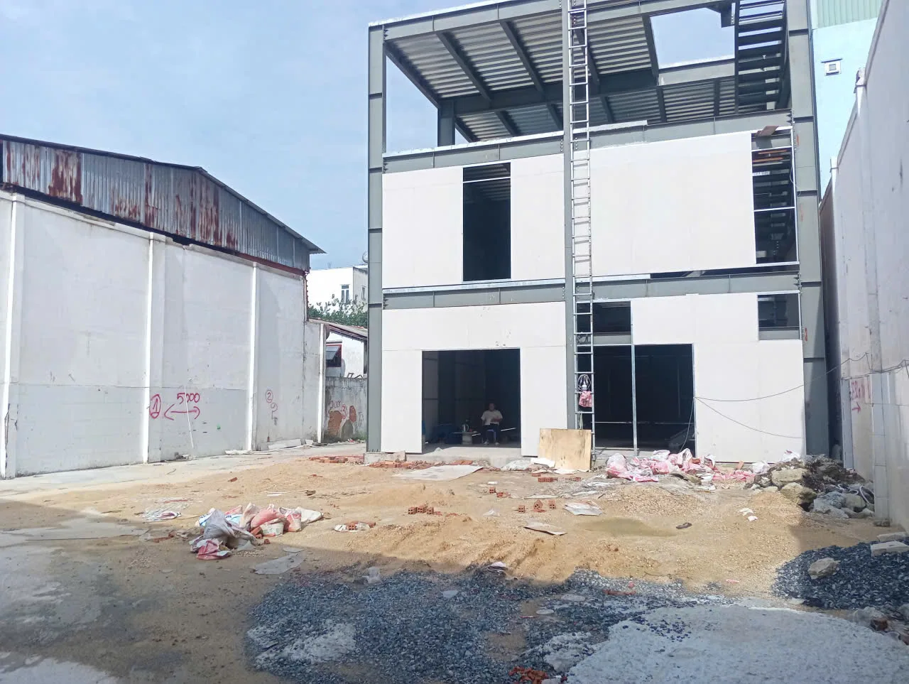 Cho Thuê Nhà Mặt Tiền : 57 Phạm Văn Chiêu, Phường 14, Quận Gò Vấp, TPHCM. Giá  thuê : 110 triệu/ thá