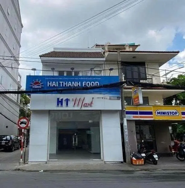 Cho thuê Nhà mặt tiền : 77 Nguyễn Cửu Vân, Quận  Bình Thạnh. Giá thuê : 60 triệu/tháng