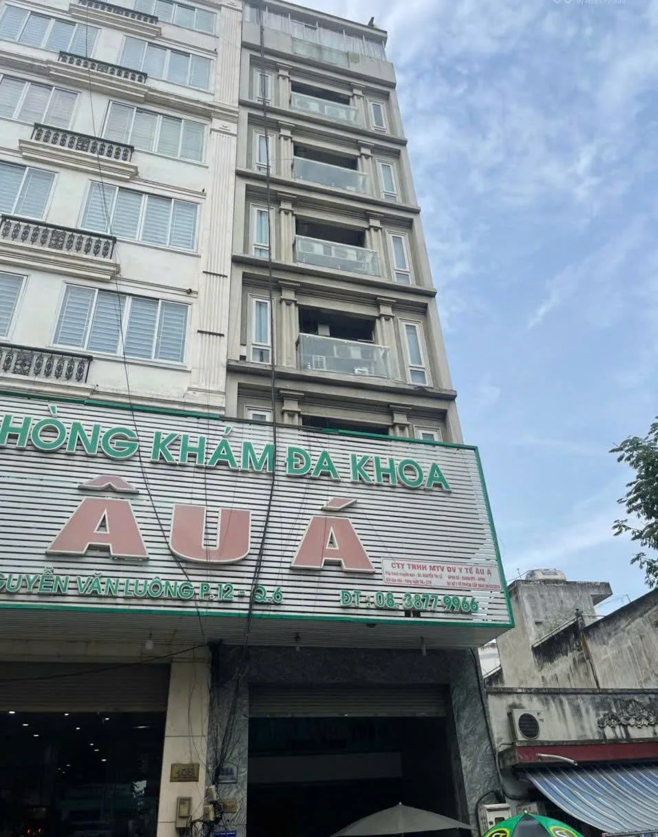 Cho thuê Nhà mặt tiền : 425A Nguyễn Văn Luông, Phường 12, Quận 6. Giá thuê : 125 triệu/tháng