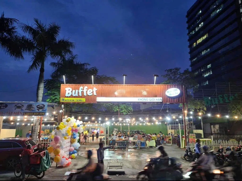 Cho thuê Mặt Bằng : 1066 Nguyễn Văn Linh, Quận 7. Giá thuê : 160 triệu/tháng