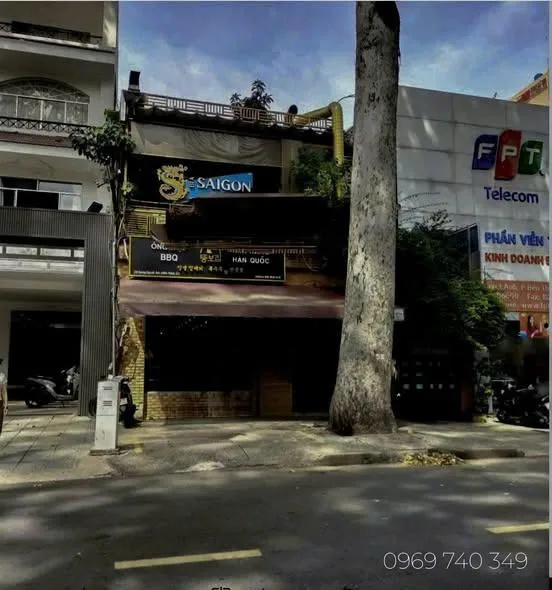CHO THUÊ MẶT BẰNG – 126 SƯƠNG NGUYỆT ÁNH, QUẬN 1. GIÁ THUÊ : 300 TRIỆU/THÁNG