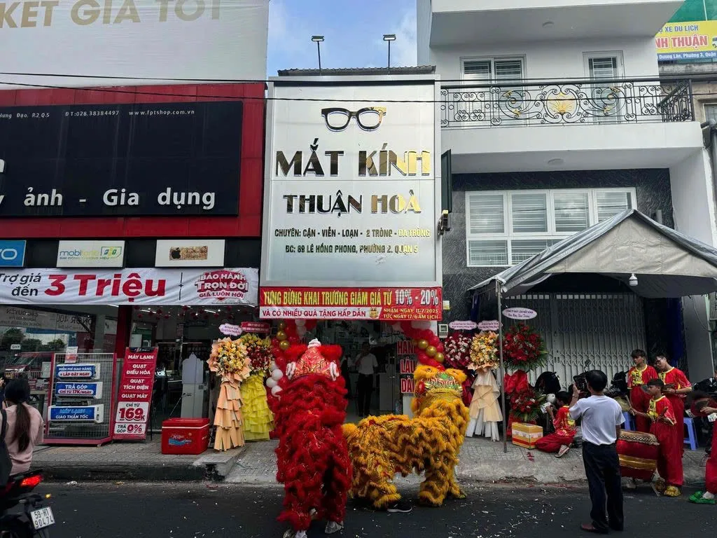 Cho thuê Nhà mặt tiền : 89 Lê Hồng Phong, Phường 2, Quận 5. Giá thuê : 25 triệu/tháng