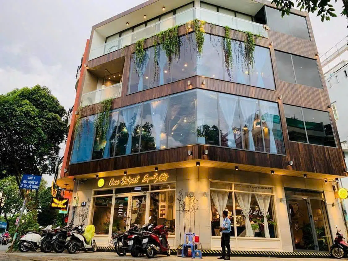 Cho thuê Nhà Góc 2 mặt tiền : 15 Hoa Phượng, Phường 2, Quận Phú Nhuận. Giá thuê : 85 triệu/tháng