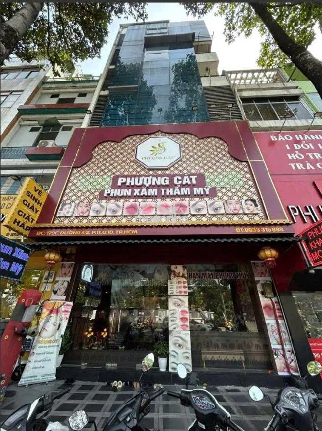 Cho thuê nhà mặt tiền 179C Đường 3/2 P.11, Q.10. Giá 65 triệu