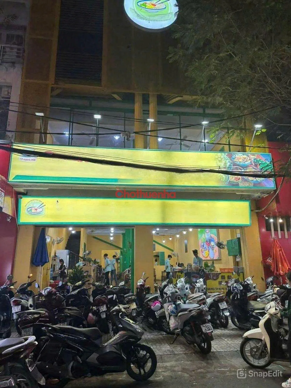 Cho thuê Nhà mặt tiền : 799 Cách Mạng Tháng 8, Quận Tân Bình. Giá thuê : 50 triệu/tháng