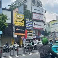 Cho thuê Nhà mặt tiền : 741 Đường 3/2, Quận 10. Giá thuê : 45 triệu/tháng