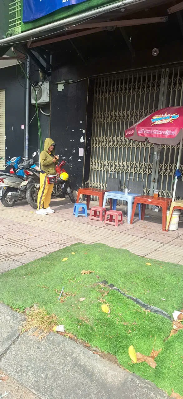 Cho thuê MTKD : 129 Phạm Văn Đồng, Phường 3, Quận Gò Vấp, TP.HCM. Giá thuê : 30 triệu / tháng ( TL )