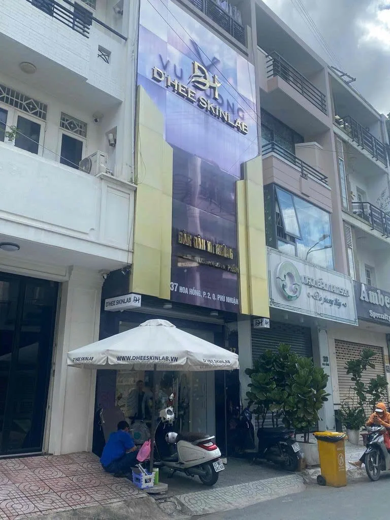 Cho thuê Nhà : 37 Hoa Hồng, Phường 2, Quận Phú Nhuận. Giá thuê : 45 triệu/tháng