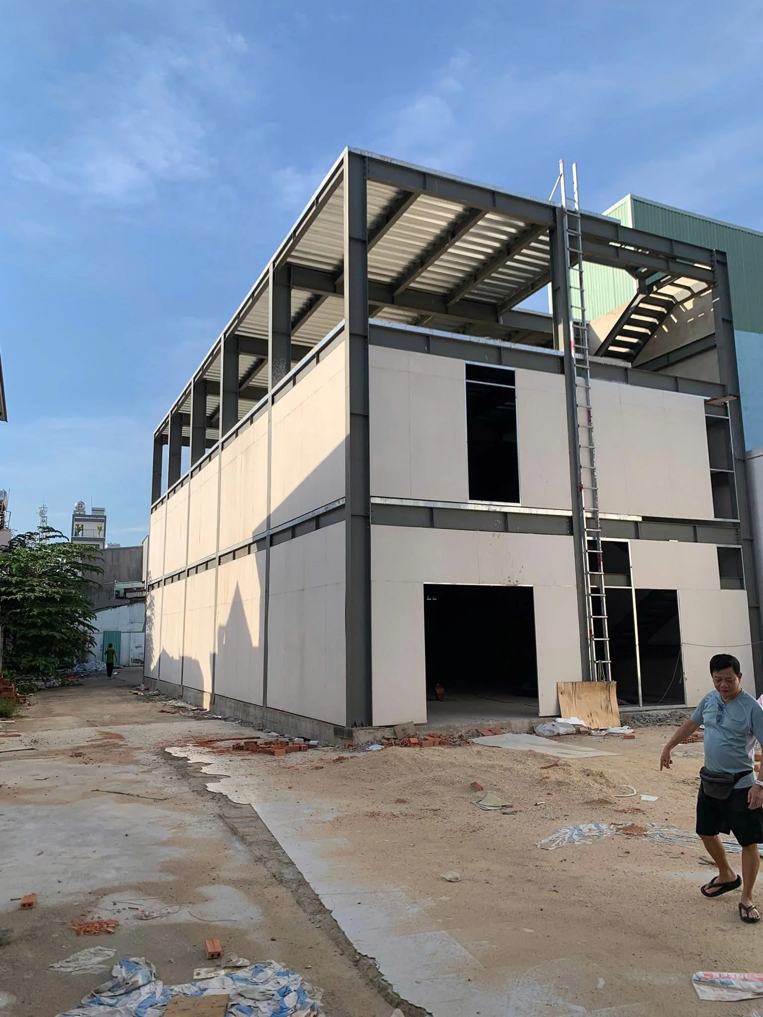 Cho Thuê Nhà  Mặt Tiền : Số 55-57 Phạm Văn Chiêu, Quận Gò Vấp. Giá thuê : 110 triệu/tháng